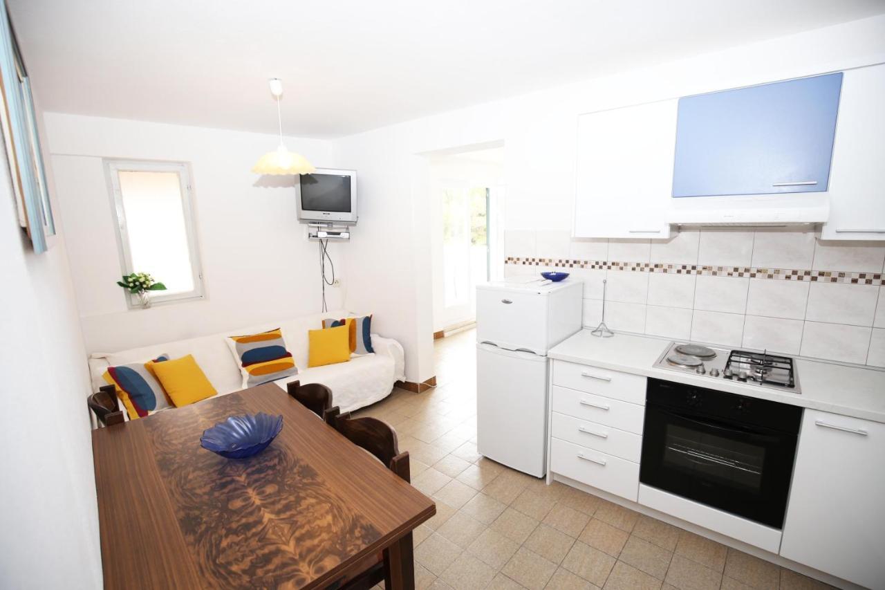 Apartments By The Sea Bol, Brac - 13413 Zewnętrze zdjęcie